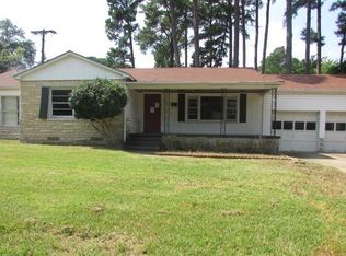 1301 Hughey Dr, Longview, TX 75601