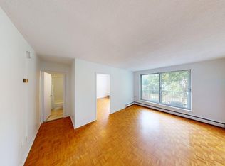 5713 Victoria Rd #806, Halifax, NS B3H2Y3