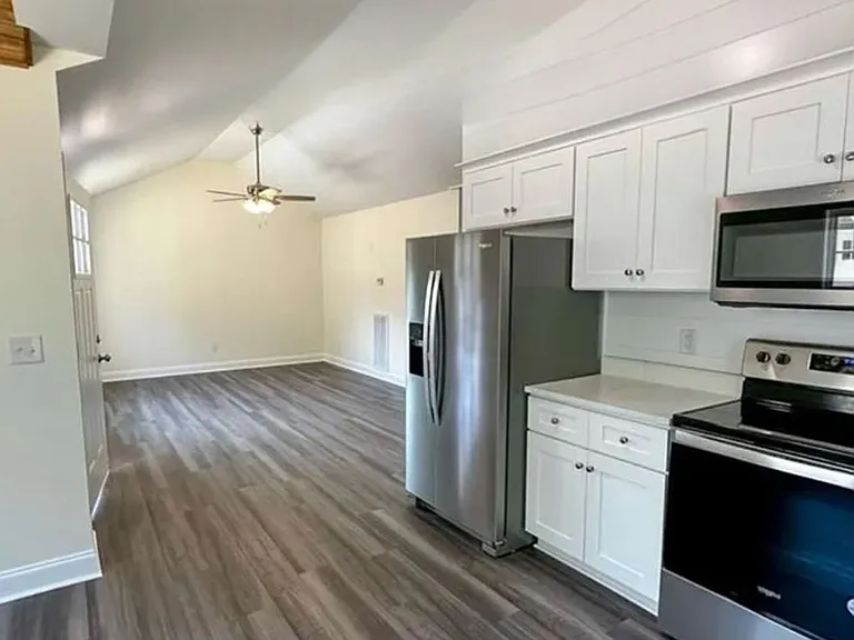 164 Silas Way #A — Photo 2