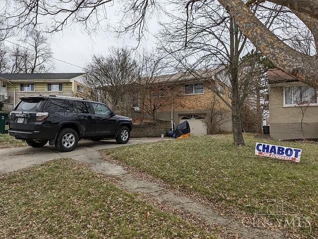 2nd image of 1123 Woody Ln
