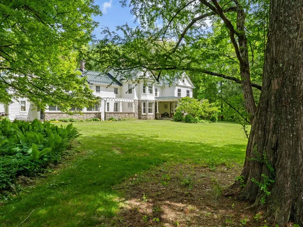 771 West Rd, Sheffield, MA 01257