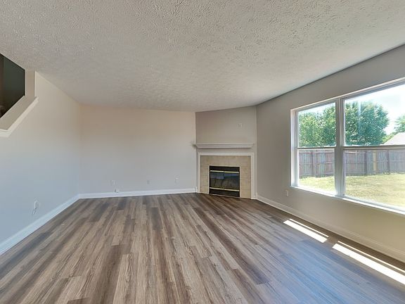 5th image of 8671 Baypointe Dr