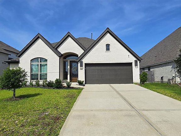 2nd image of 18920 Toscana Ln #0
