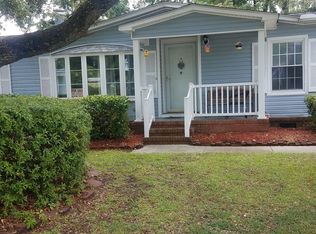 155 Burleigh Dr, Hampstead, NC 28443