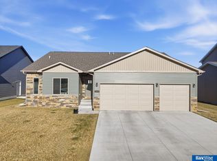 11731 N 145th St, Waverly, NE 68462