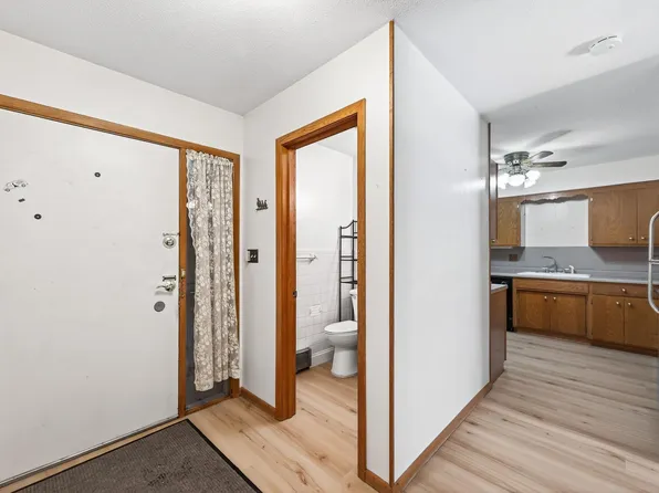 3513 37th Ave NE, Saint Anthony, MN 55421