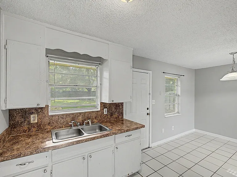 7231 Chapel St — Photo 17