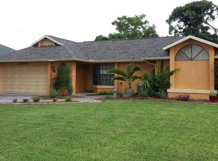 2210 SE 10th Ln, Cape Coral, FL 33990