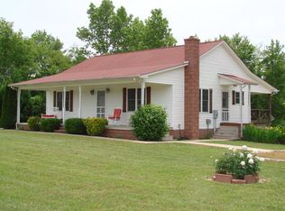 525 Whitlock Paris Rd, Paris, TN 38242