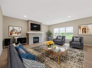 3412 Sokol Ln SW, Cedar Rapids, IA 52404