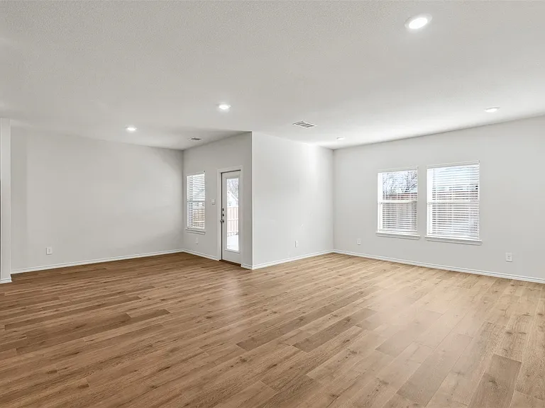13204 Enclave Pkwy — Photo 10