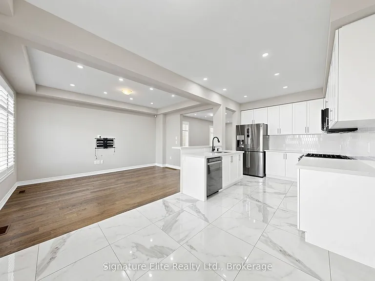 44 Cotton St #A — Photo 24