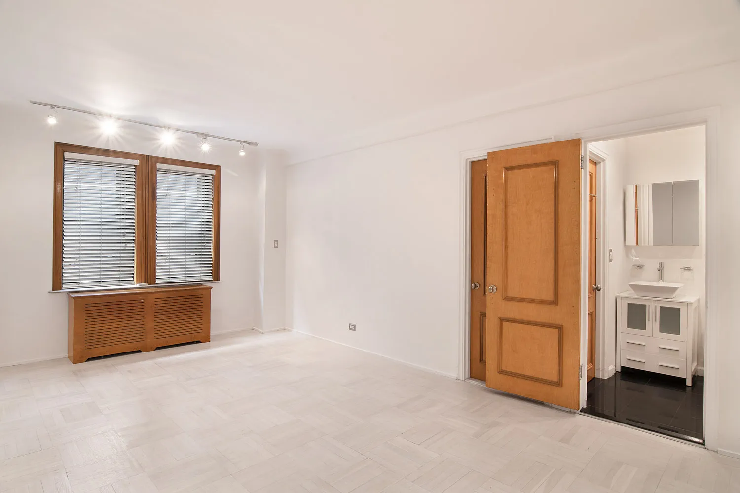 150 West 58th Street — Photo 4