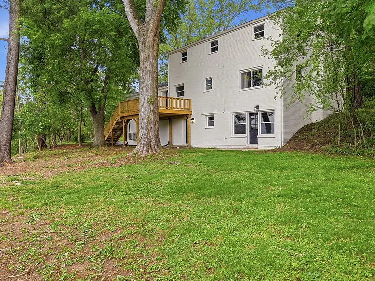 624 Orchard Hill Dr — Photo 38