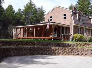 1274 Cape Rd, Hollis Center, ME 04042