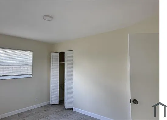6511 SW 15th Ct — Photo 6