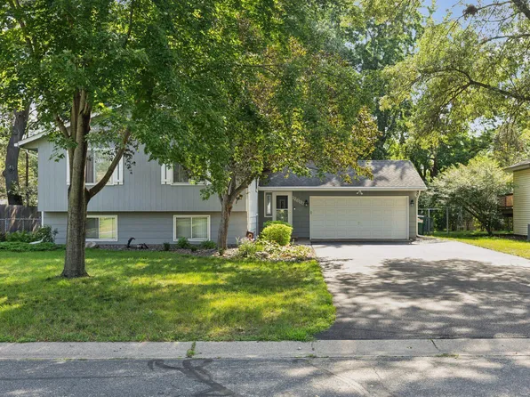 12833 Able St NE, Blaine, MN 55434