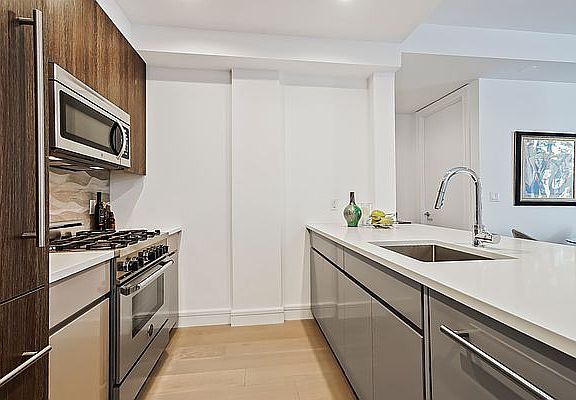 3rd image of 695 6th Ave #1D
