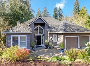 11425 SW Streamside Ct, Portland, OR 97219