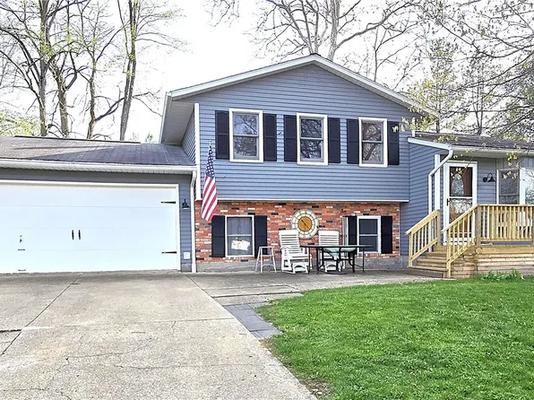 101 Beachwood Ln, Seville, OH 44273