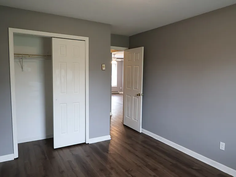 184 W Hayden Pike — Photo 15