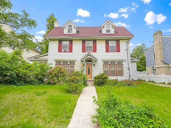 114-80 178th Place image 1 of 25