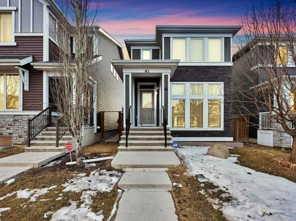41 E Red Embers Row NE, Calgary, AB T3N 0R3