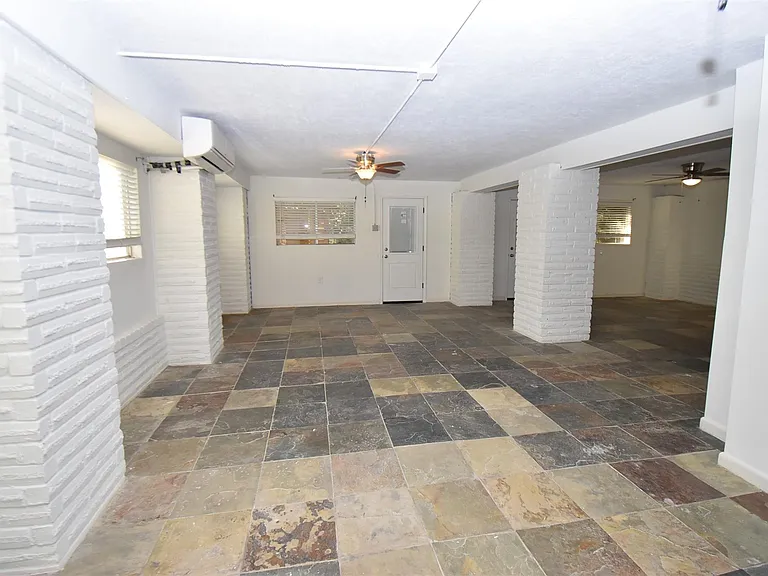 82 Harbor Ln — Photo 30