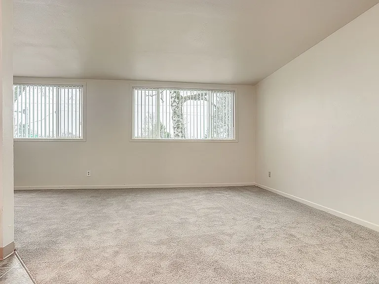 2200 E Mill Plain Blvd #1-10 — Photo 9