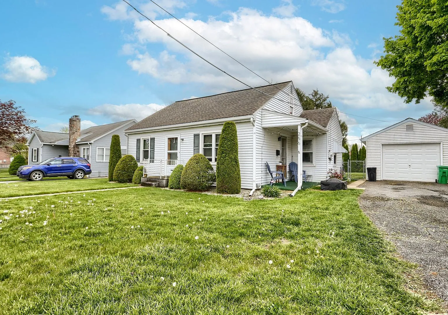 3 bedroom capcod — Photo 2