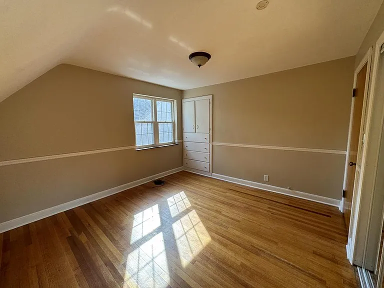 1637 Upland Rd — Photo 29