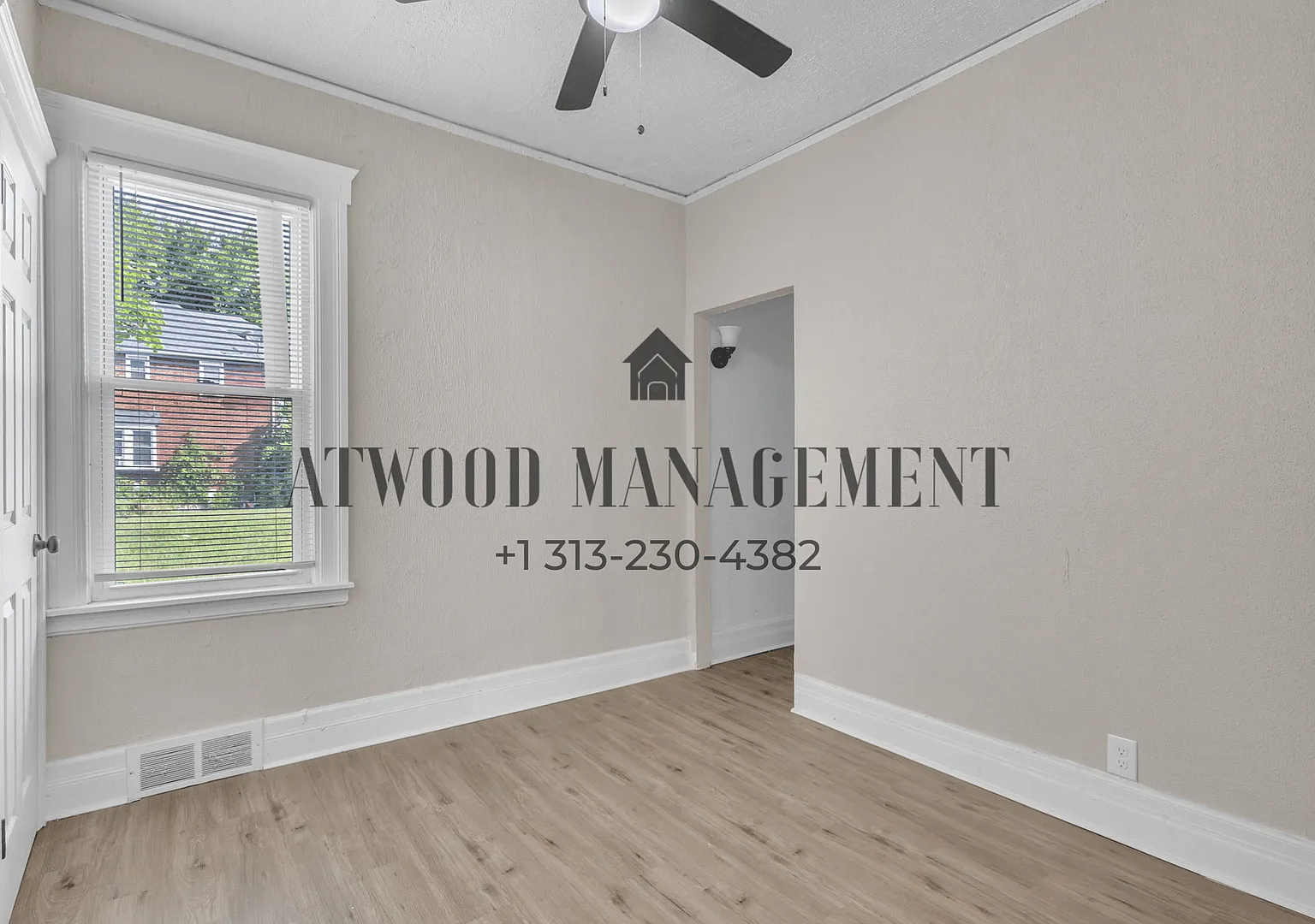 This beautifully updated 3-bedroom, 2-bath single-family home is ready for move-in! — Photo 2