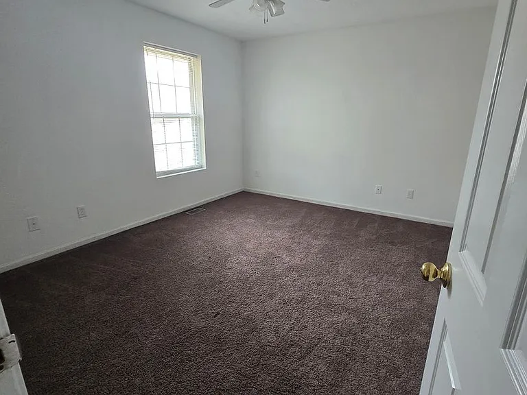 4401 Jeana Ct — Photo 12