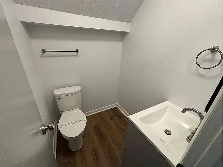 2812 Wayland Dr. — Photo 15