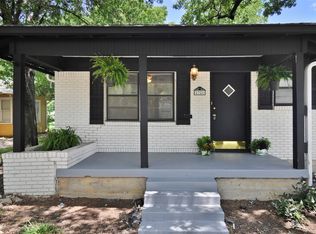 2321 Honeysuckle Ave, Fort Worth, TX 76111