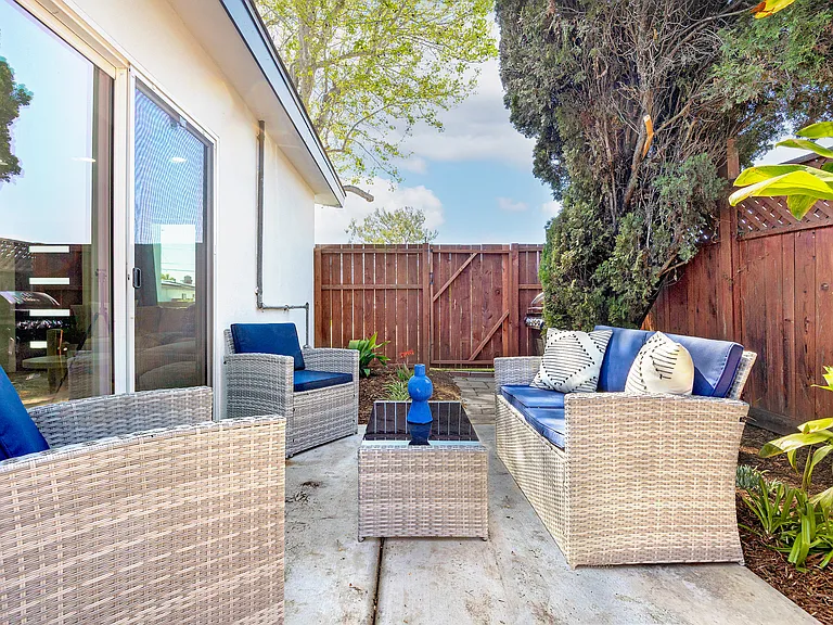 5019 Ensign St — Photo 39