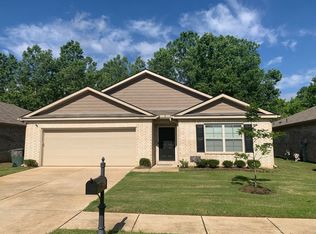 5371 Crossfield Rd, Memphis, TN 38109