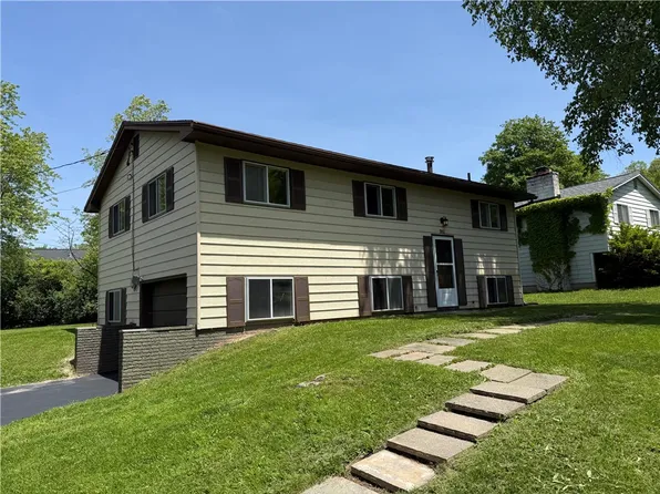142 Prentiss Way, Henrietta, NY 14467