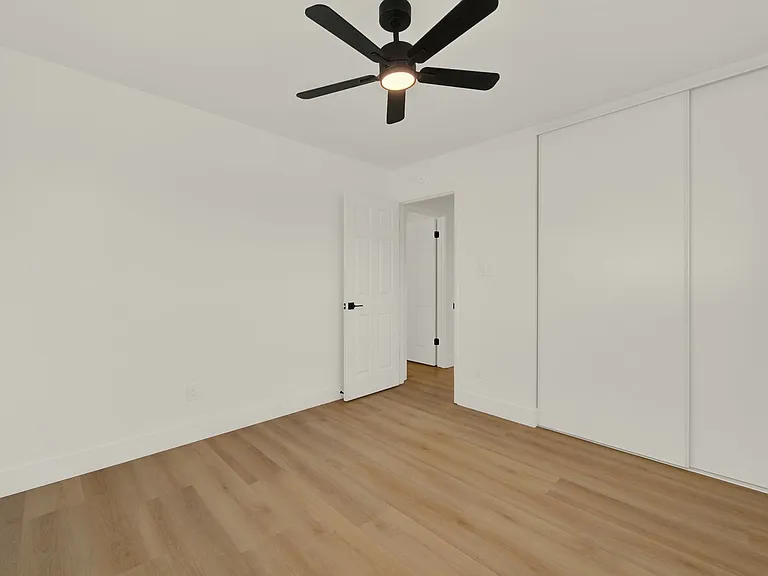 610 Military E #610 — Photo 9