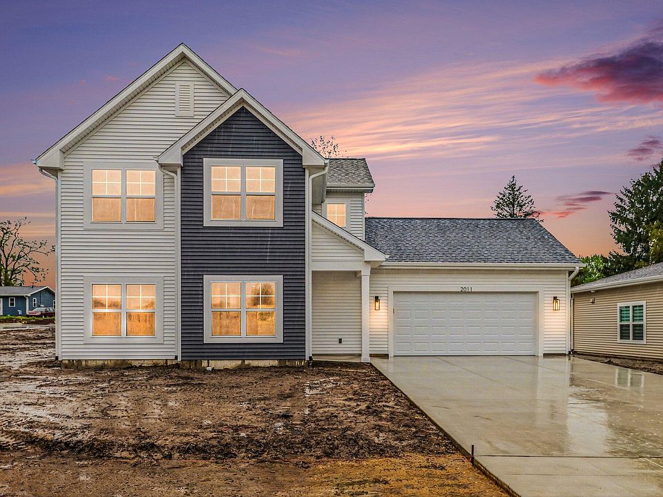 1st image of 2011 Topaz Ln
