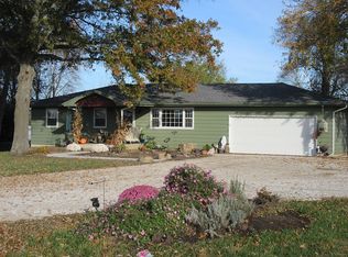 3207 Labette Ter, Ottawa, KS 66067