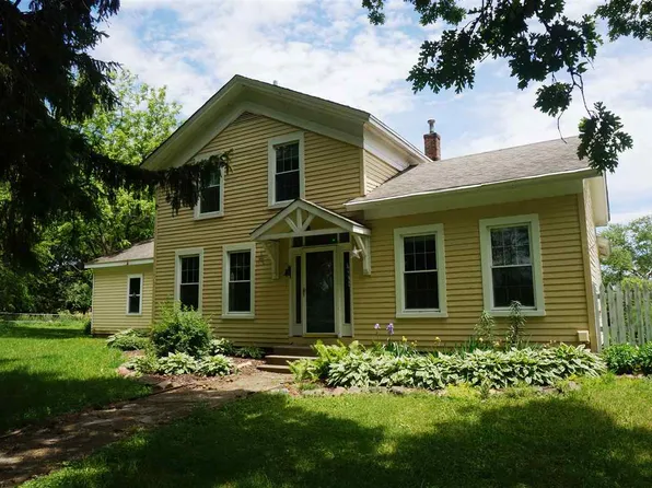 14471 Zahm Rd, Rockton, IL 61072