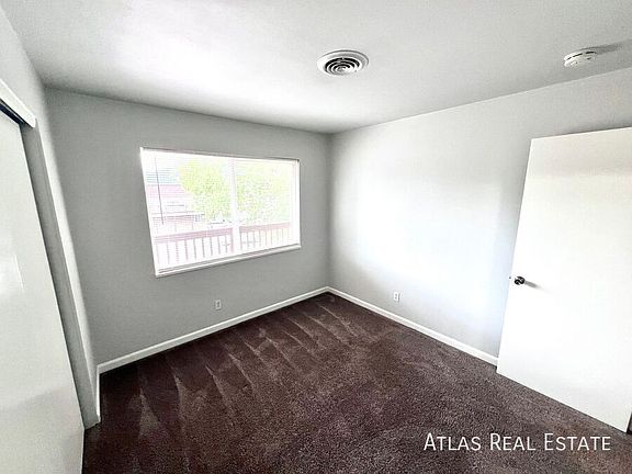 5th image of 1016 Magnolia St APT A