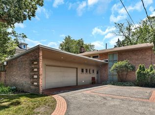 800 Willow Rd, Winnetka, IL 60093