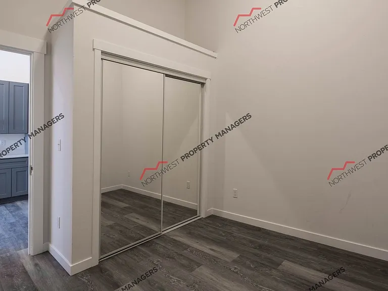 107 N Tower Ave — Photo 6