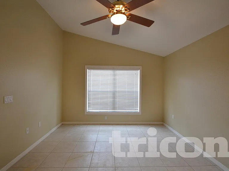 2517 Clareside Dr — Photo 16