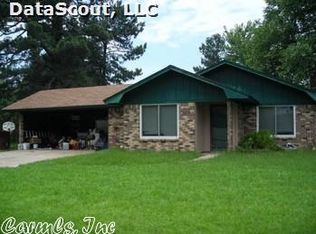 6803 Ozark Dr, Pine Bluff, AR 71603