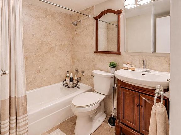 3rd image of 1435 4th St SW APT B609