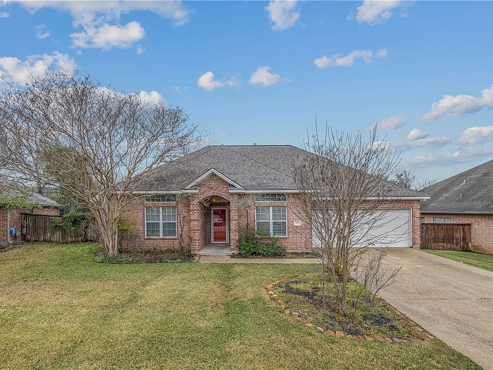 305 Stone Chase Ct