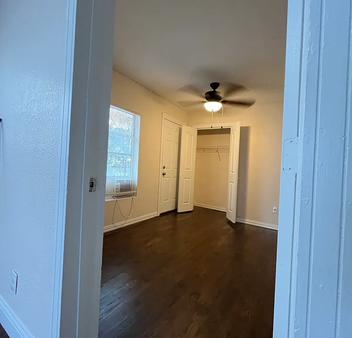 2 bed, 720 sqft, $1,250 — Photo 4